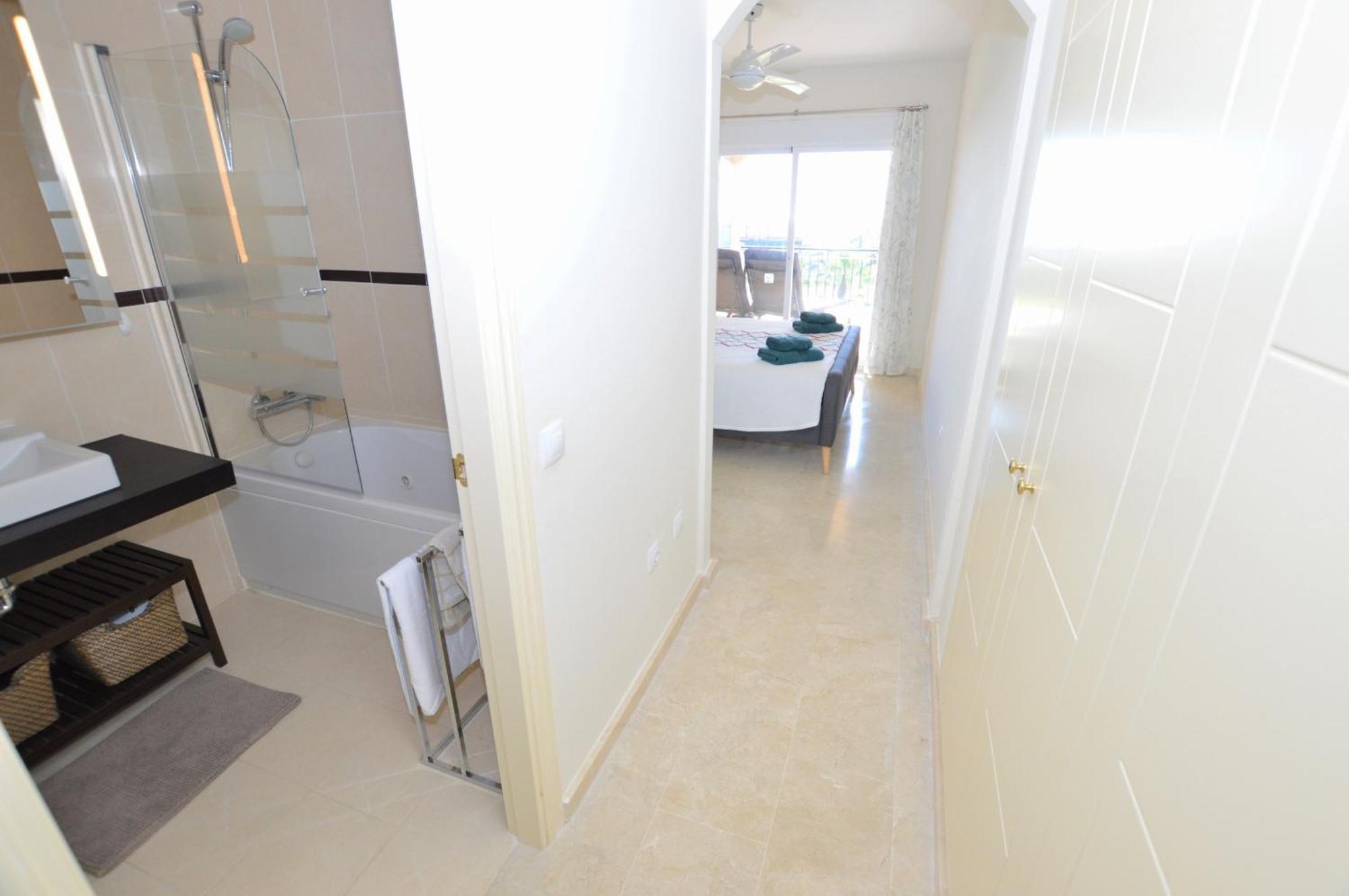 Pinares De Mijas 2 Bed Apt El Faro Lägenhet Exteriör bild